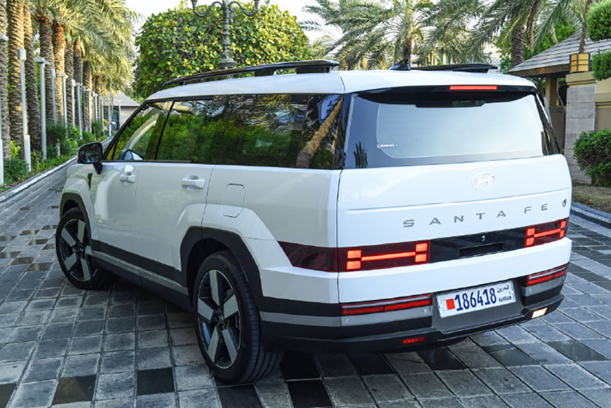 Santa Fe SUV exterior design Bahrain