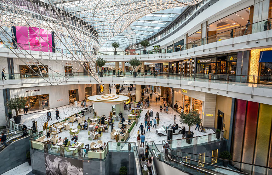 Dubai Mall shopping and entertainment