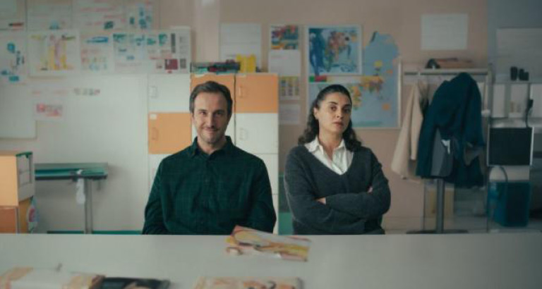 Turkish drama series A Round of Applause cast