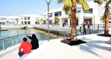 Sa’ada waterfront takes shape as outlets open